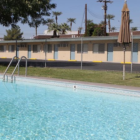 Indio Holiday Motel Exterior photo