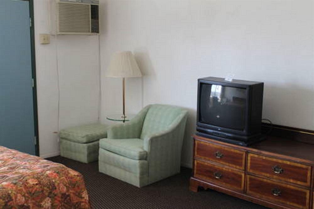 Indio Holiday Motel Exterior photo
