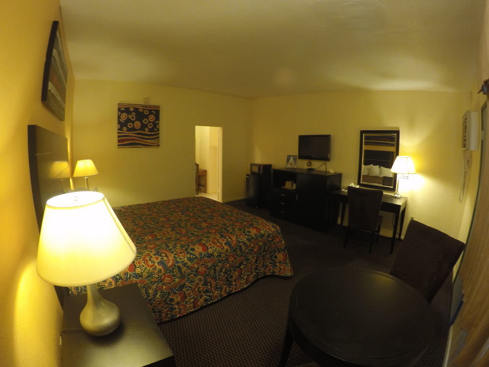 Indio Holiday Motel Exterior photo